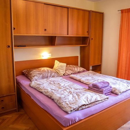 Guesthouse Marija Lopar Eksteriør bilde